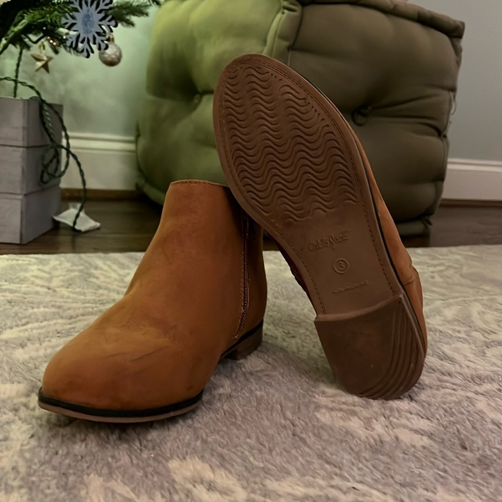 Cat & Jack boots